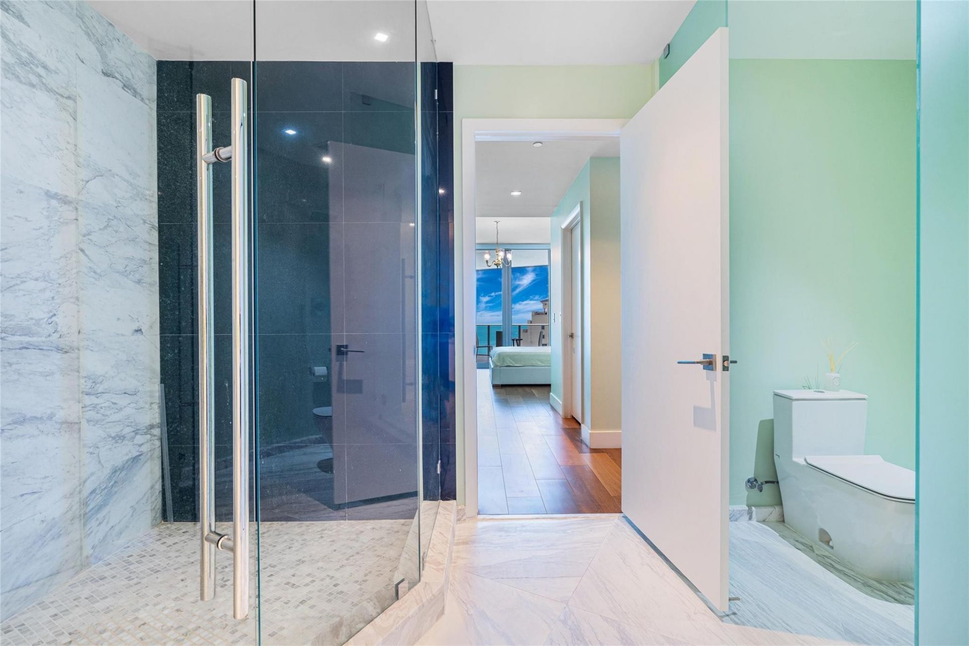 701 N Fort Lauderdale Beach Boulevard, Unit 1103, Fort Lauderdale, FL 33304 Photo