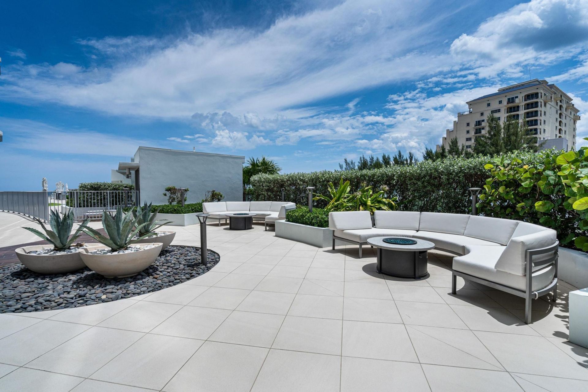 701 N Fort Lauderdale Beach Boulevard, Unit 1103, Fort Lauderdale, FL 33304 Photo