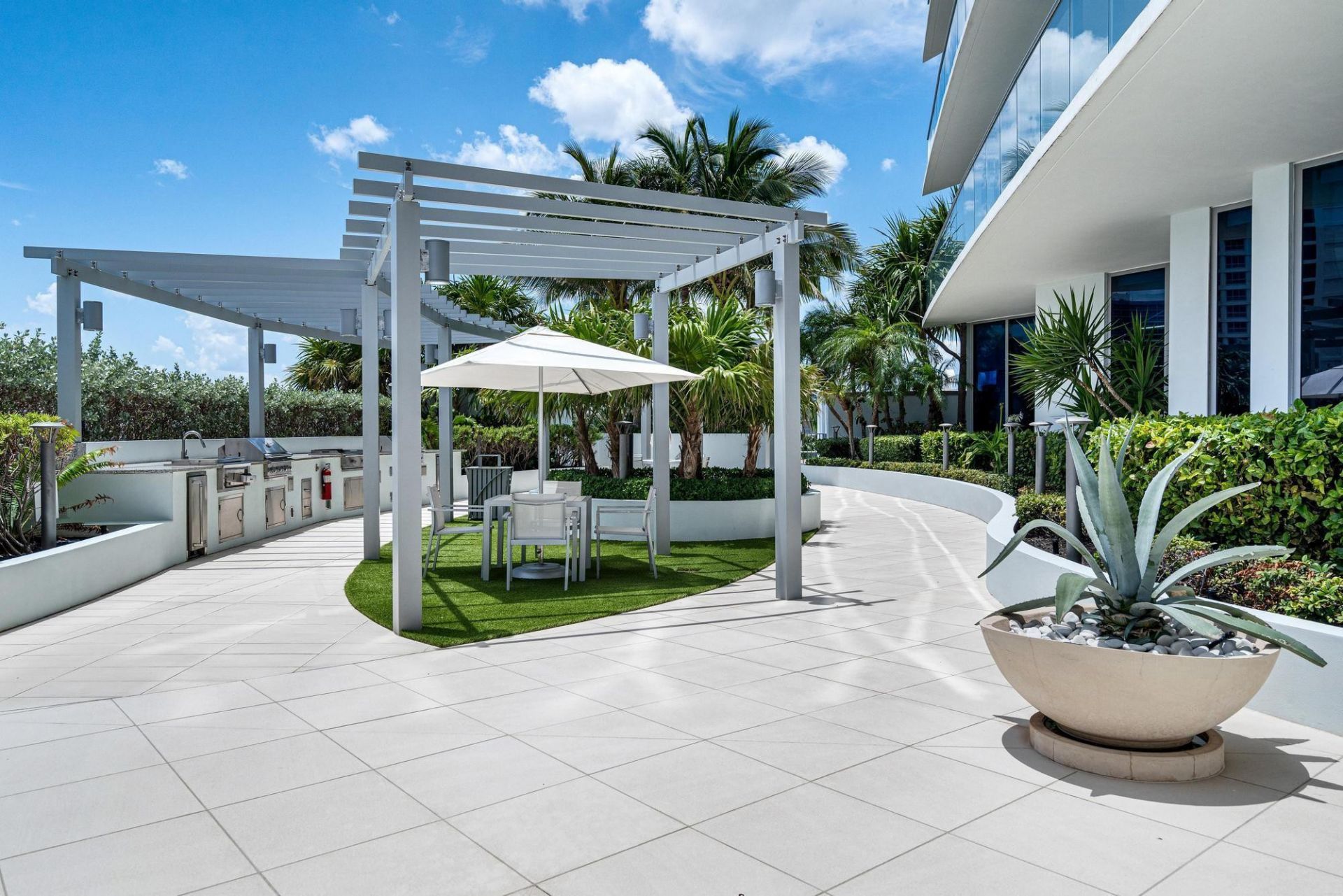 701 N Fort Lauderdale Beach Boulevard, Unit 1103, Fort Lauderdale, FL 33304 Photo