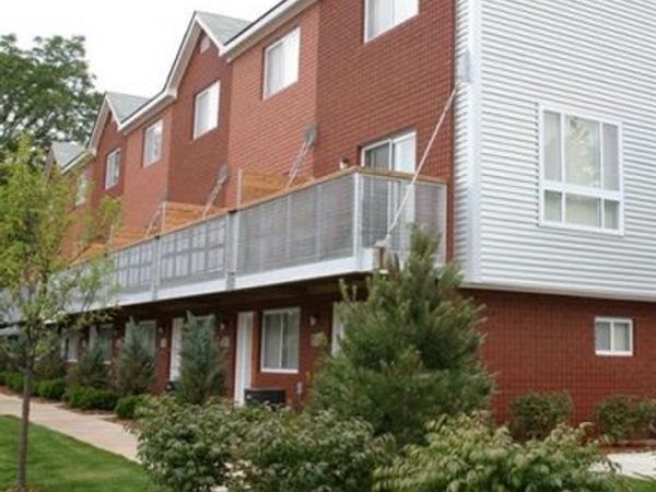 509 S. Crooks Rd., Clawson, MI 48017