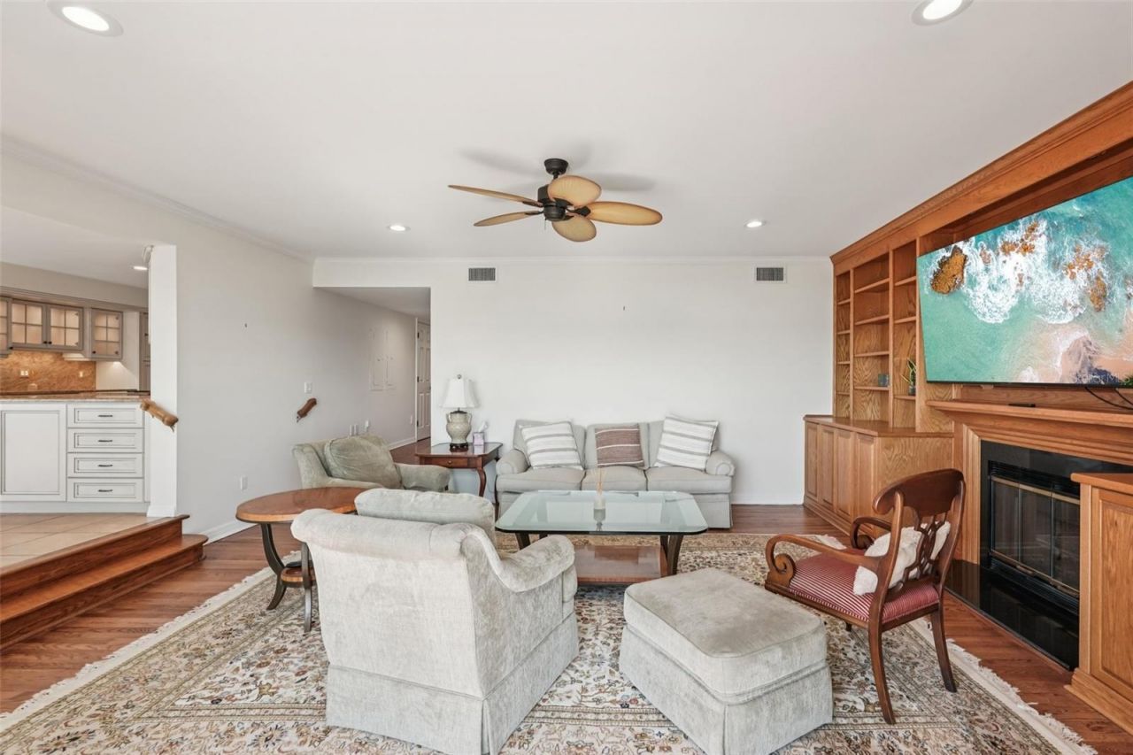 44 Tidy Island Boulevard, Bradenton, FL 34210 Photo