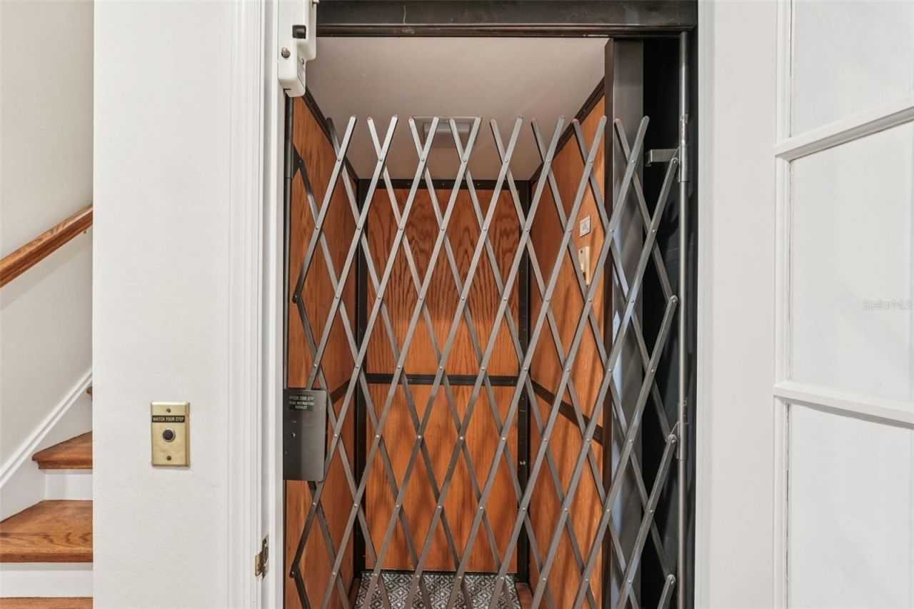 44 Tidy Island Boulevard, Bradenton, FL 34210 Photo