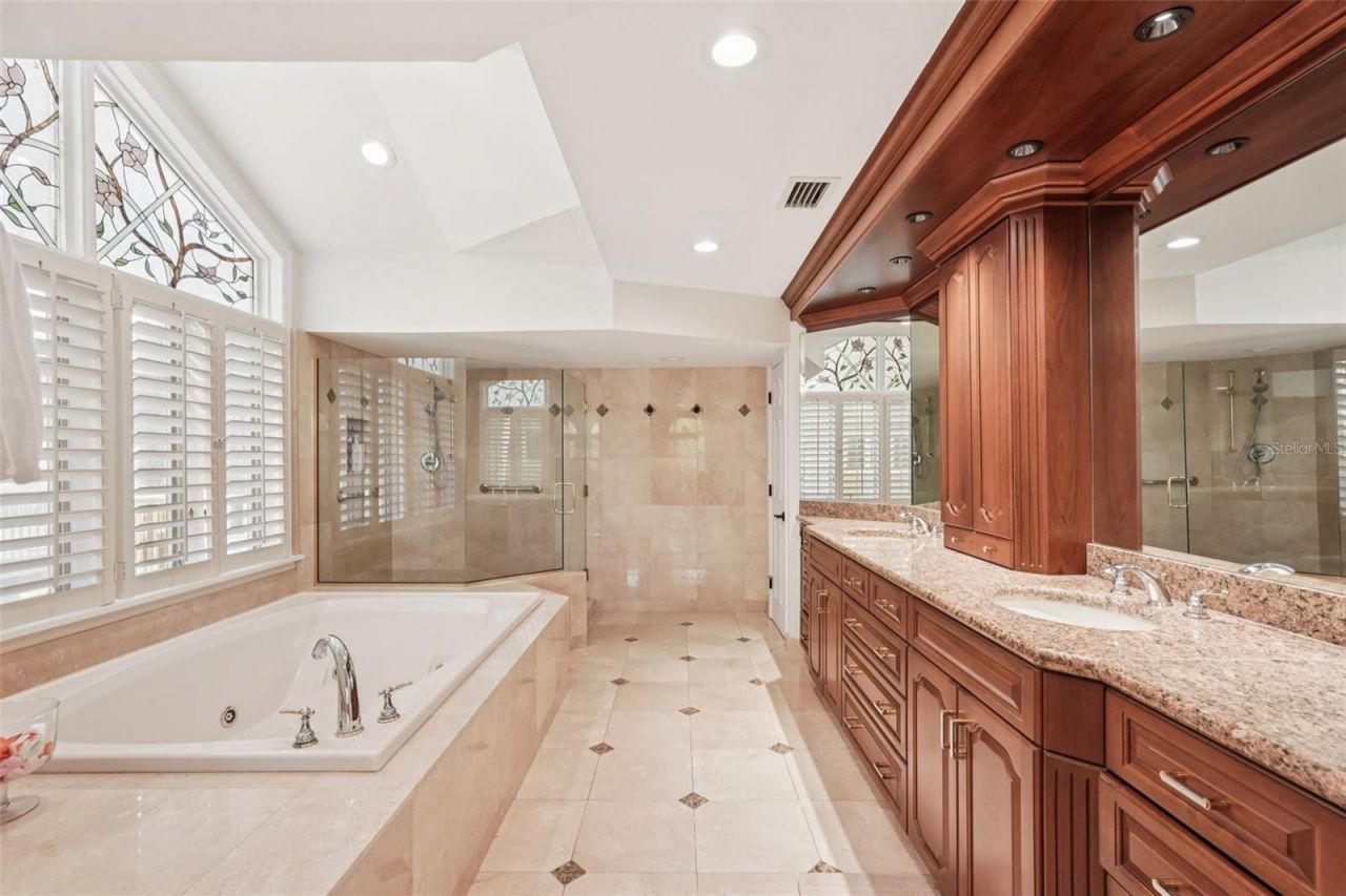 44 Tidy Island Boulevard, Bradenton, FL 34210 Photo