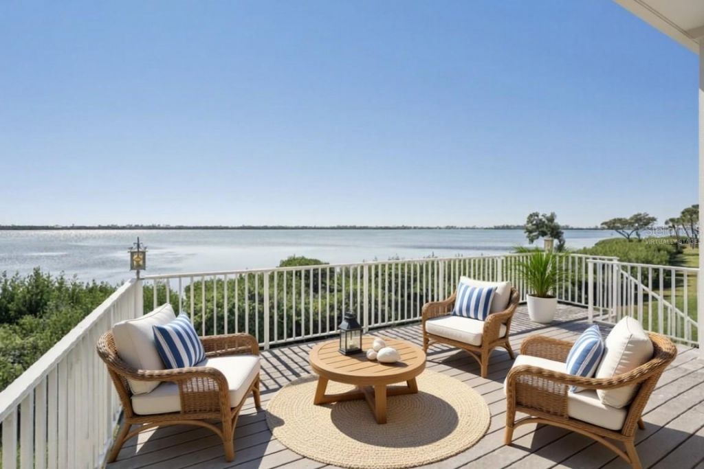 44 Tidy Island Boulevard, Bradenton, FL 34210 Photo