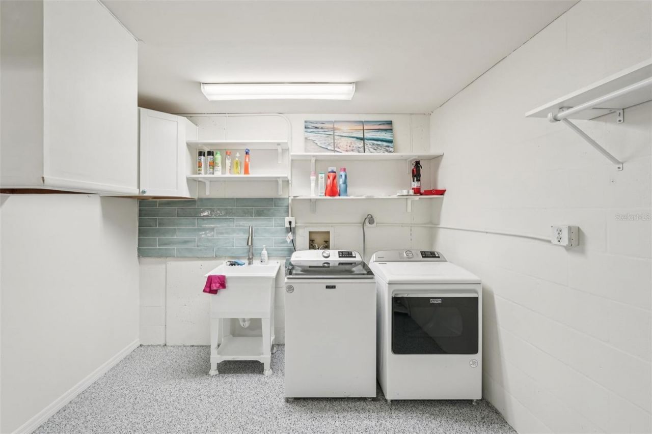 44 Tidy Island Boulevard, Bradenton, FL 34210 Photo