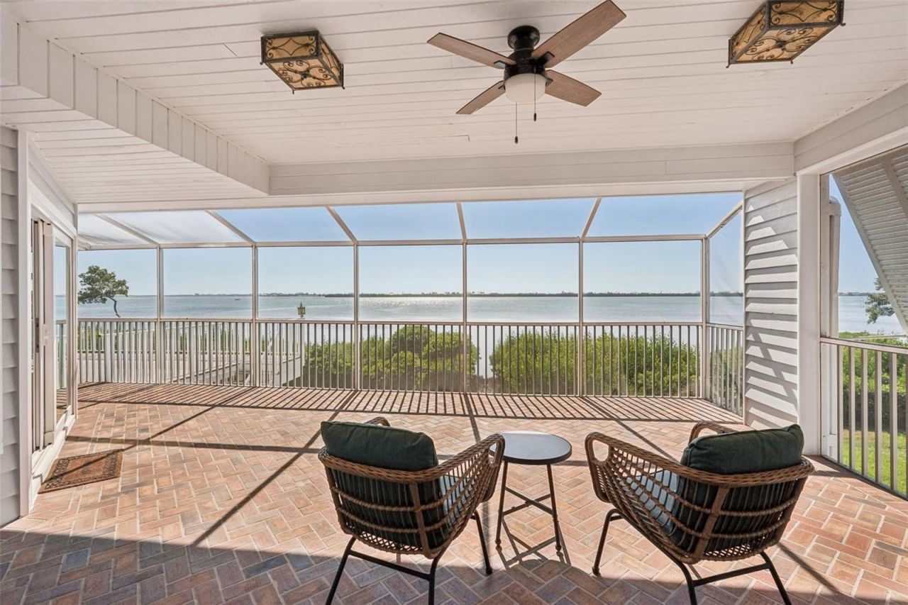 44 Tidy Island Boulevard, Bradenton, FL 34210 Photo