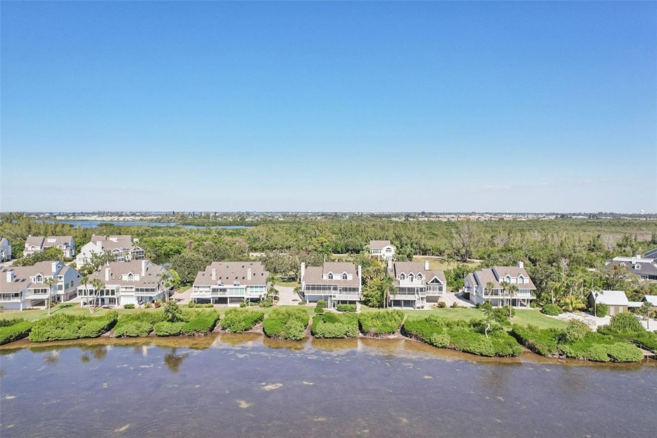 44 Tidy Island Boulevard, Bradenton, FL 34210 Photo