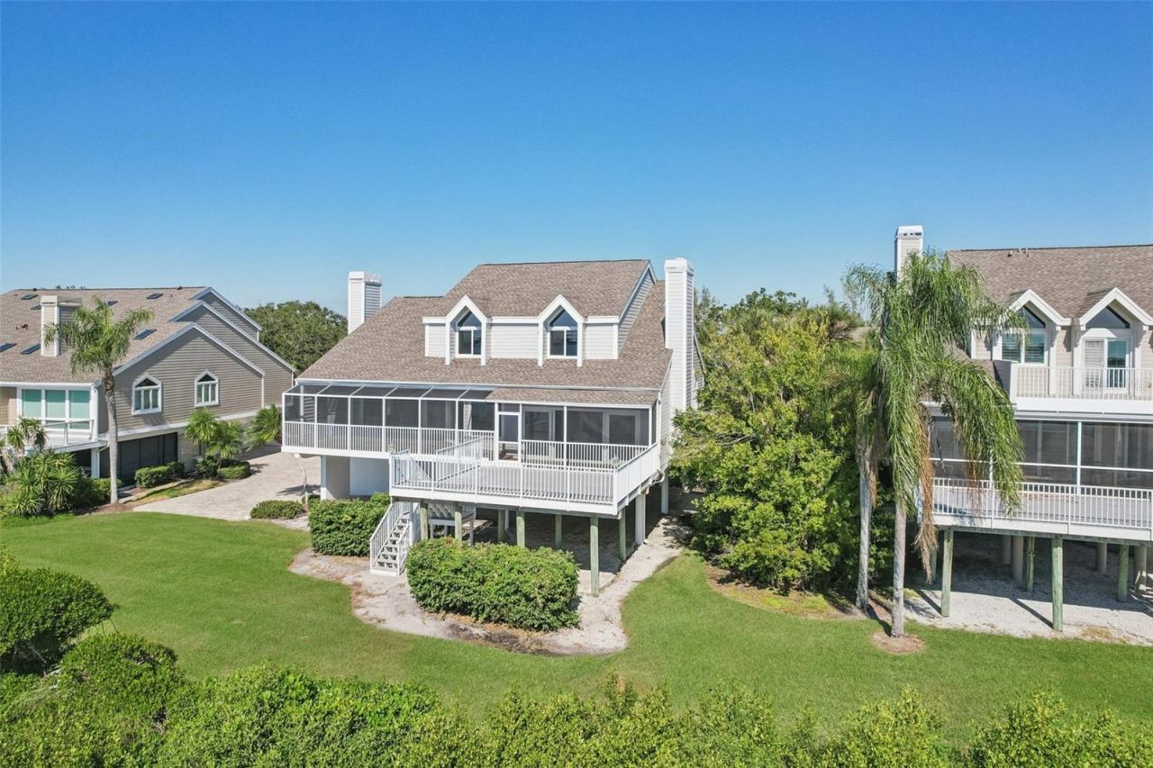 44 Tidy Island Boulevard, Bradenton, FL 34210 Photo