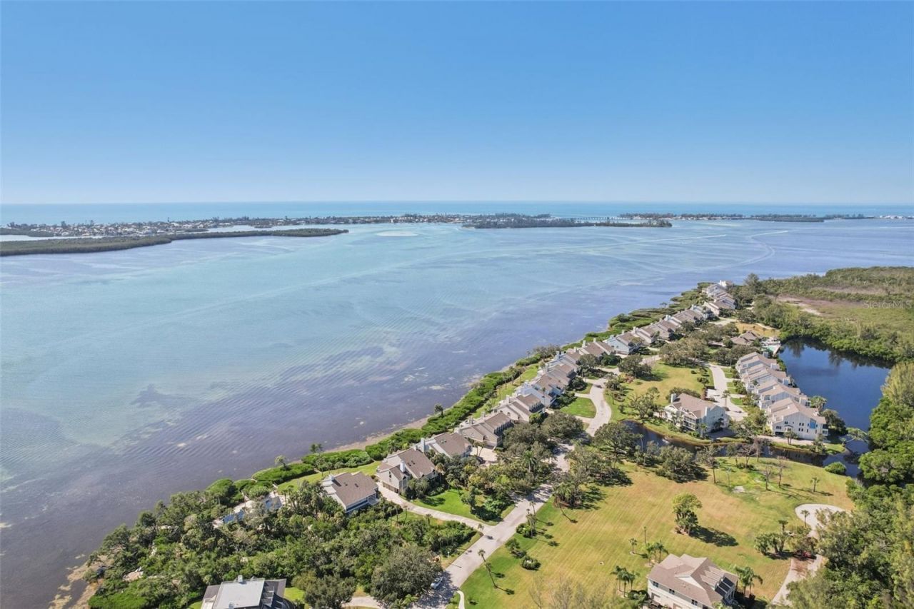 44 Tidy Island Boulevard, Bradenton, FL 34210 Photo