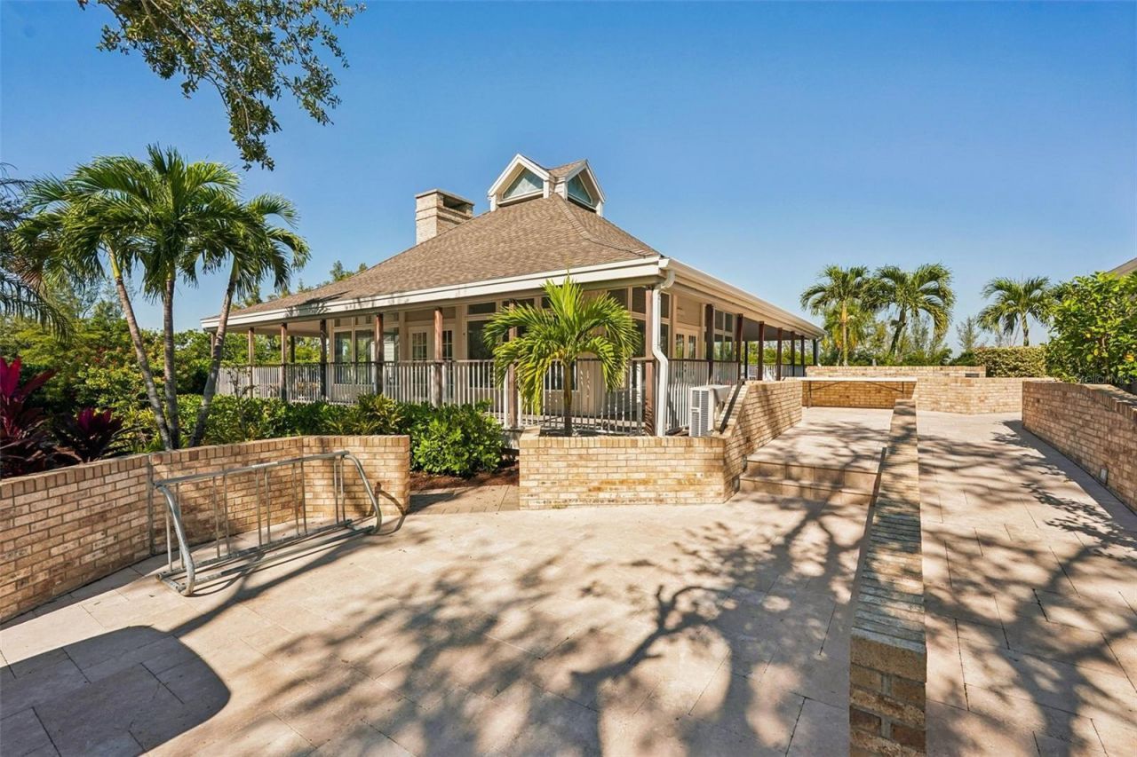 44 Tidy Island Boulevard, Bradenton, FL 34210 Photo