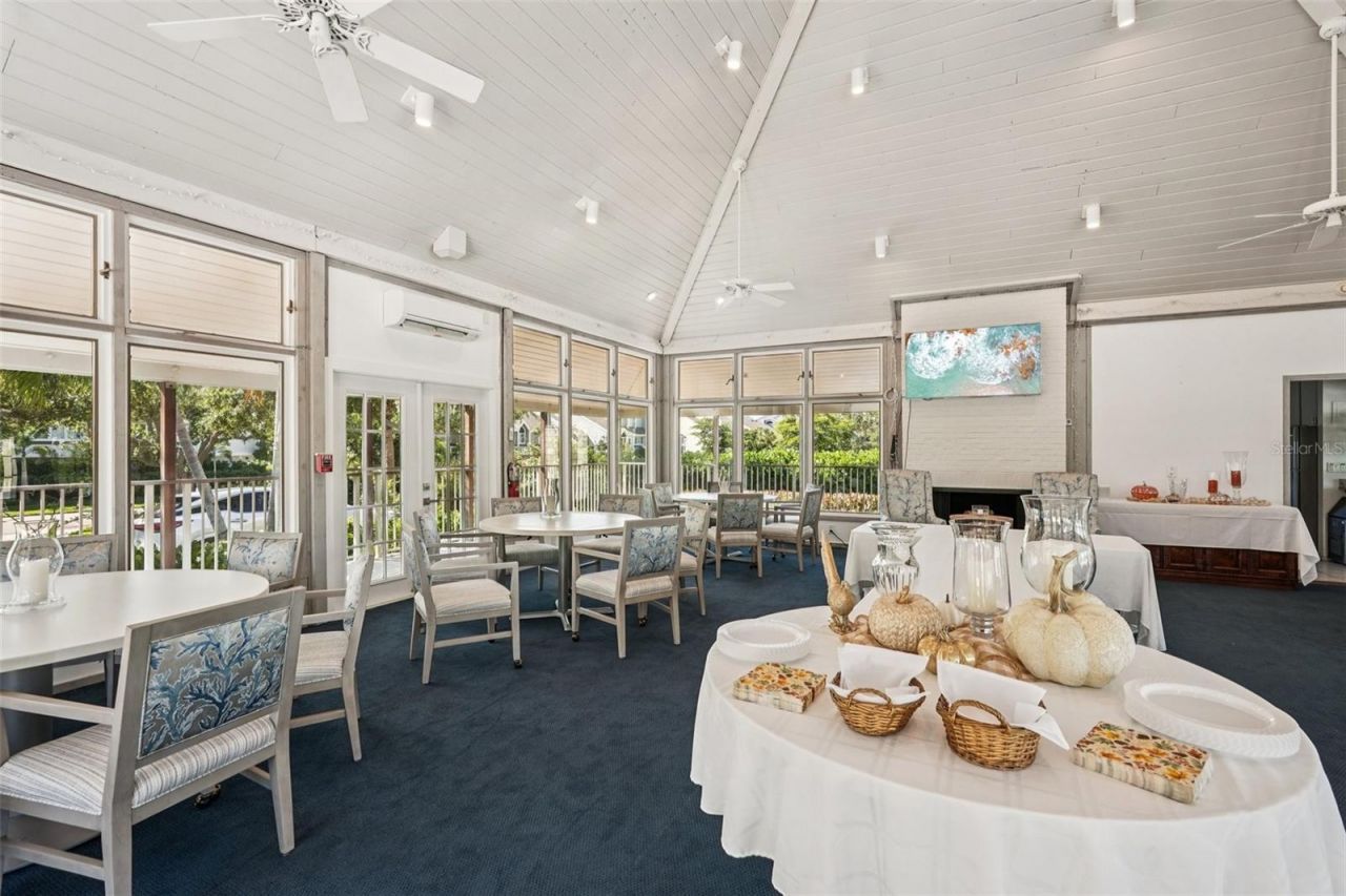 44 Tidy Island Boulevard, Bradenton, FL 34210 Photo