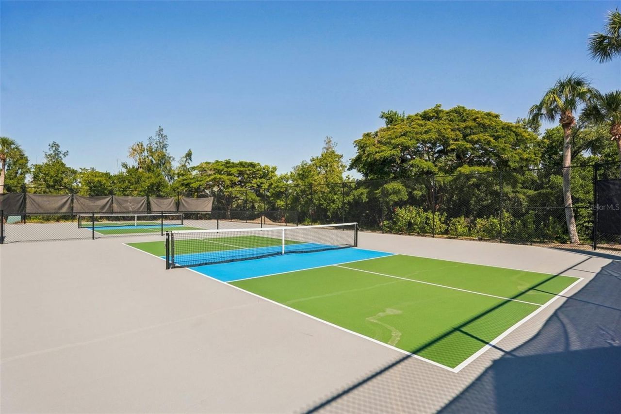 44 Tidy Island Boulevard, Bradenton, FL 34210 Photo