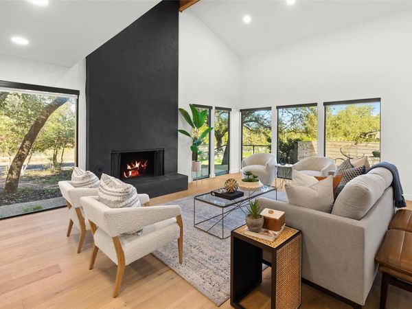 7507 Downridge DR, Austin, TX 78731