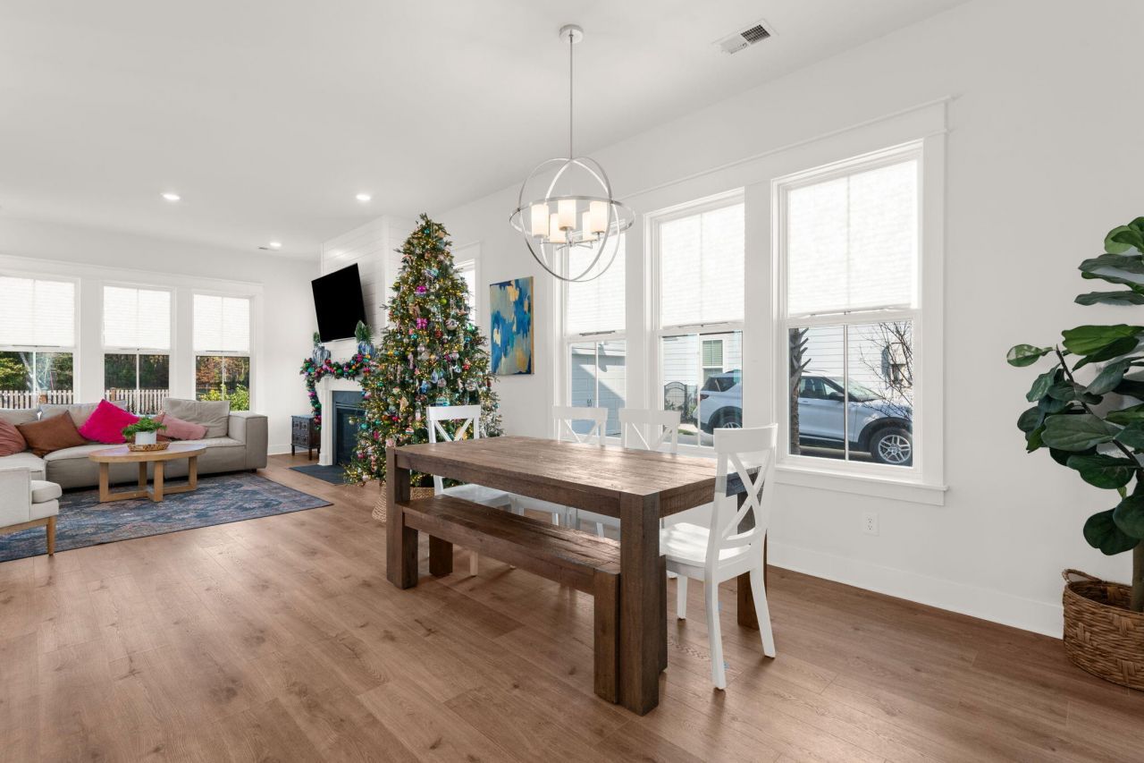 2382 Lenwick Hall Lane Photo 16