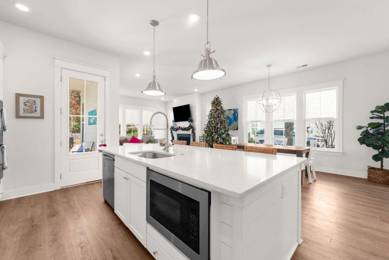 2382 Lenwick Hall Lane Photo 21