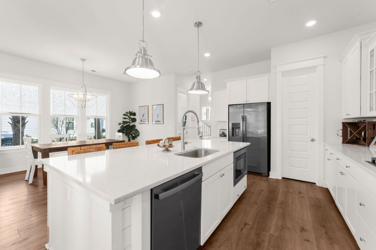 2382 Lenwick Hall Lane Photo 23