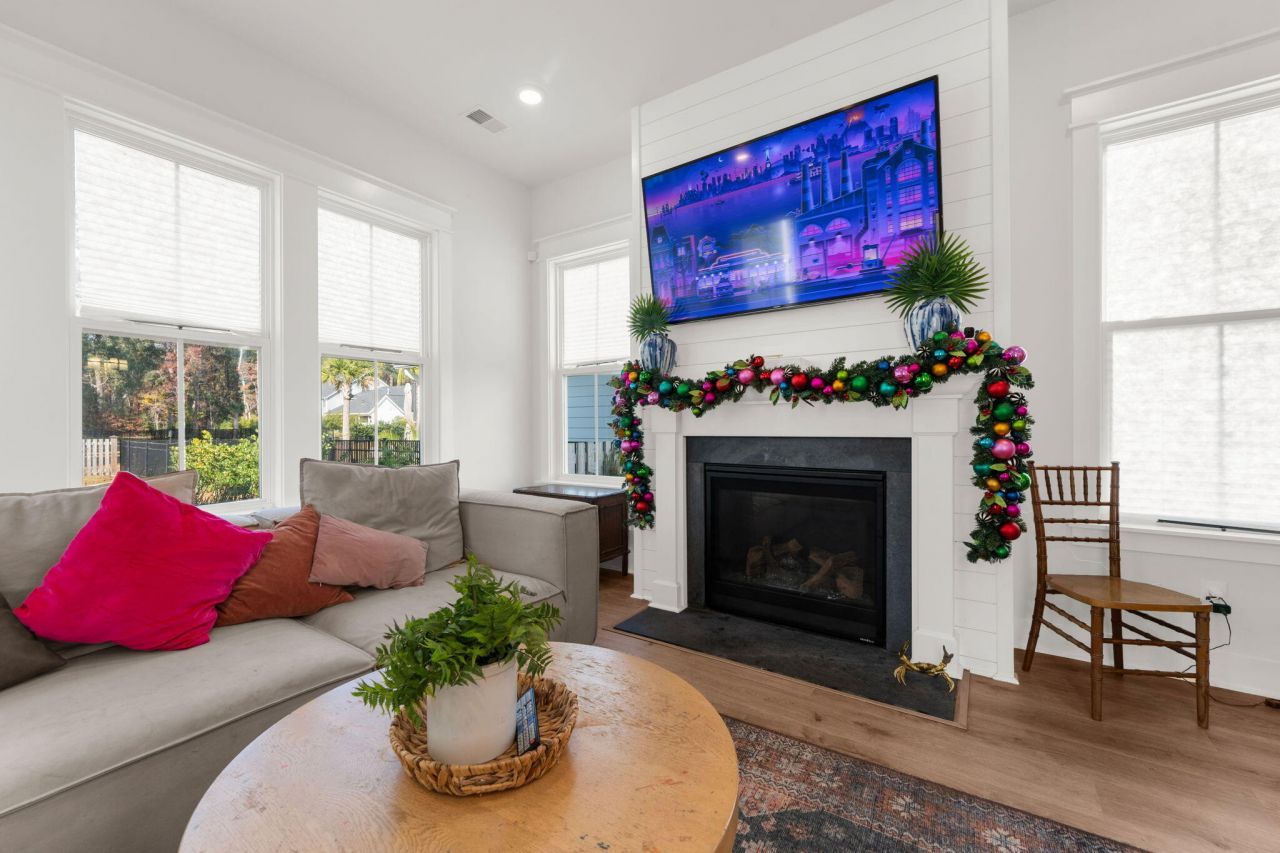 2382 Lenwick Hall Lane Photo 31