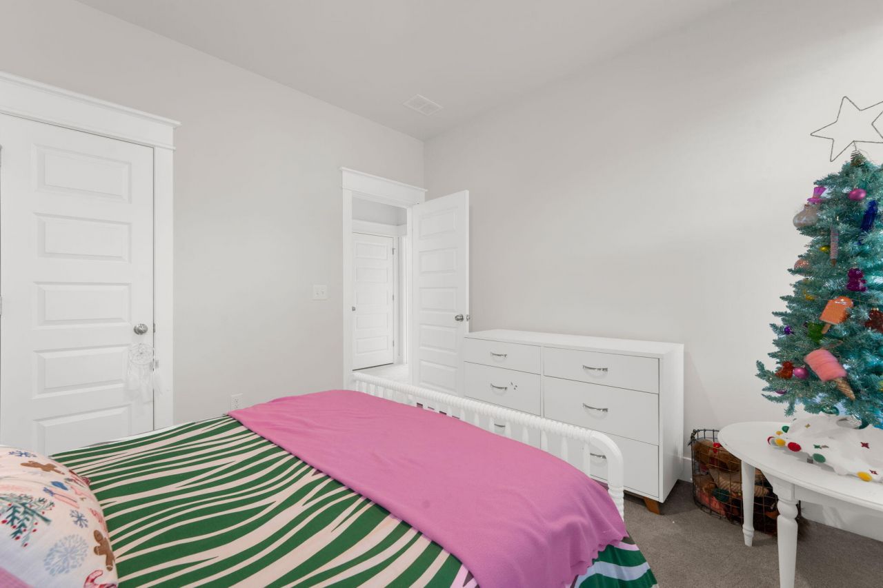 2382 Lenwick Hall Lane Photo 36