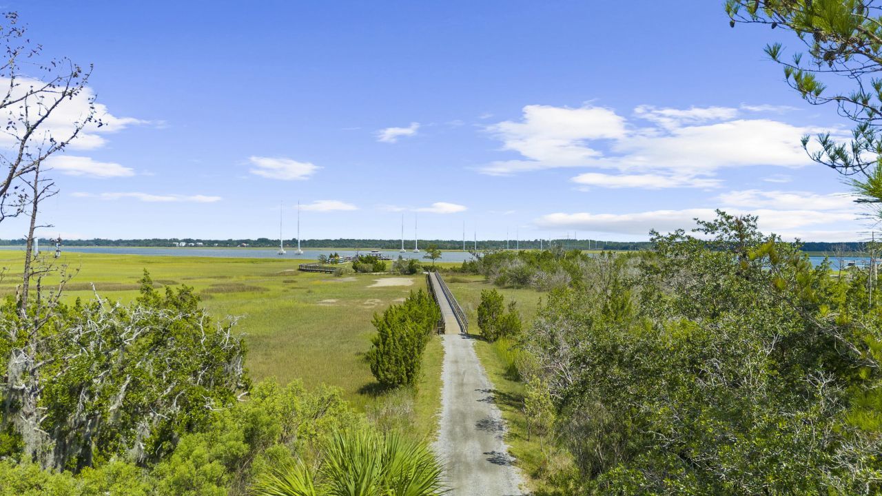 2382 Lenwick Hall Lane Photo 59