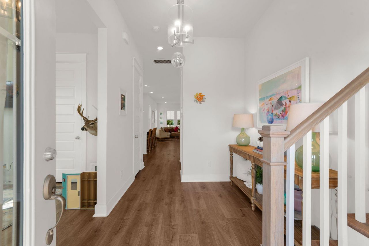 2382 Lenwick Hall Lane Photo 6