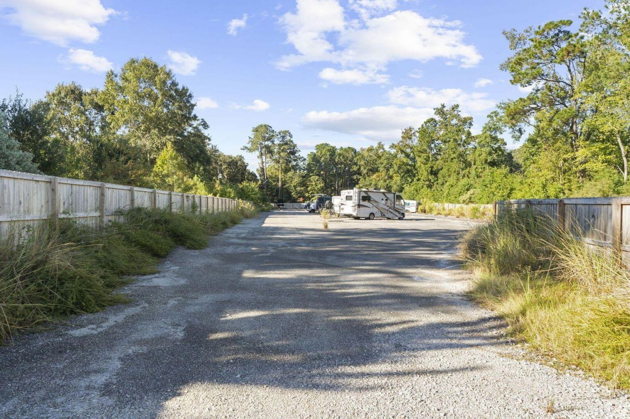 2382 Lenwick Hall Lane Photo 68