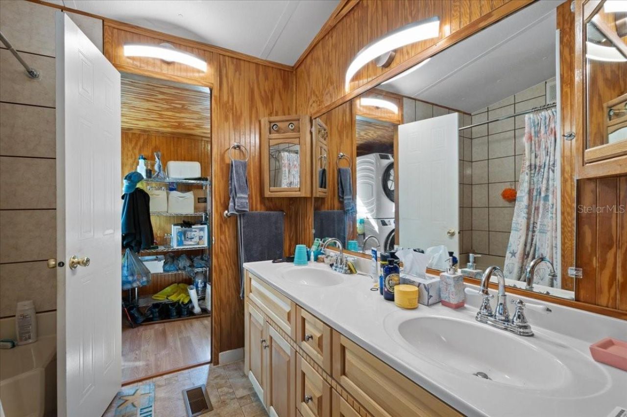 1566 NE 262nd Avenue, Old Town, FL 32680 Photo