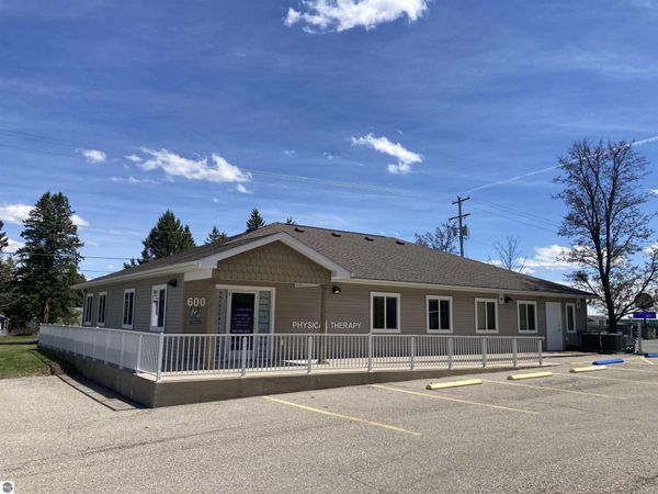 600 Bennett Street S, Rose City, MI 48654