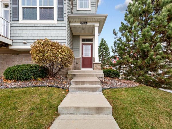 17225 72nd Avenue N, Unit 2001, Maple Grove, MN 55311