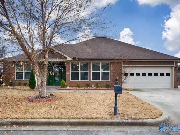 15814 Landview Lane, Athens, AL 35613