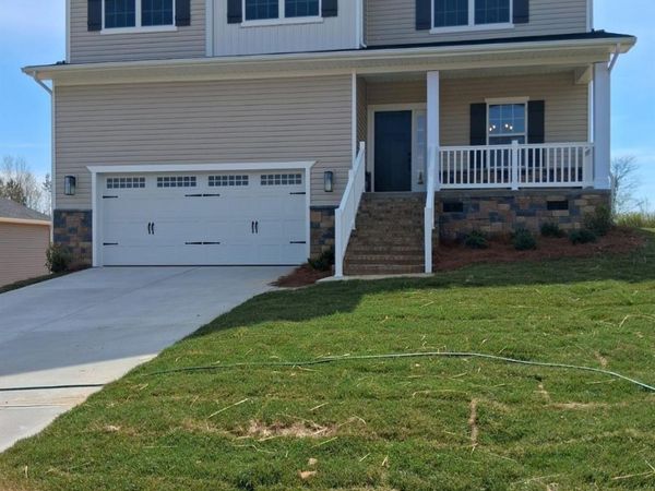 136 Kerr Walk Drive, Unit 21, Statesville, NC 28677