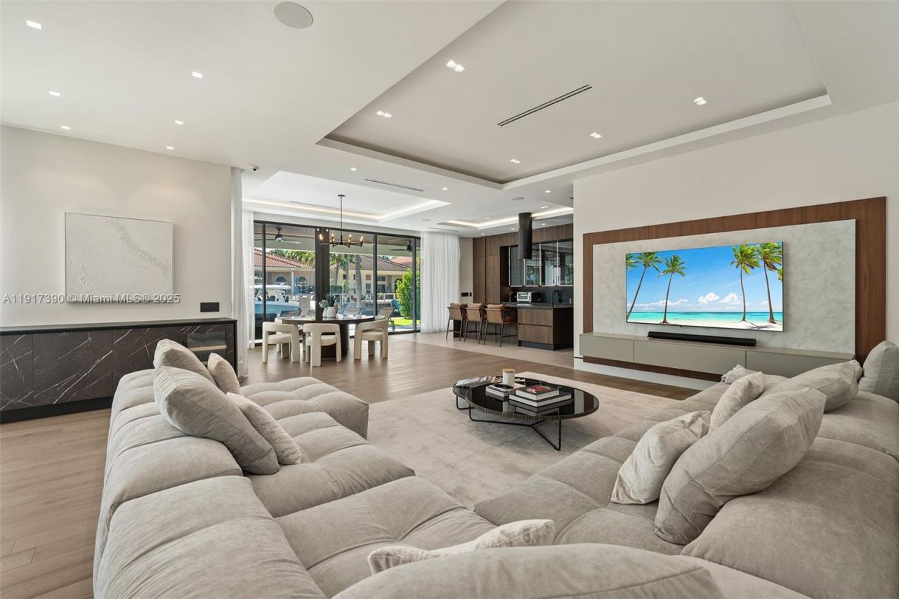 900 Washington St, Hollywood, FL 33019 Photo