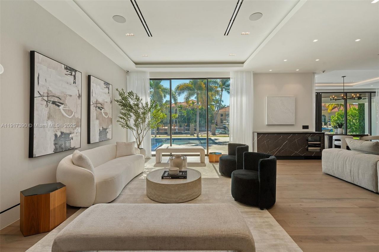 900 Washington St, Hollywood, FL 33019 Photo