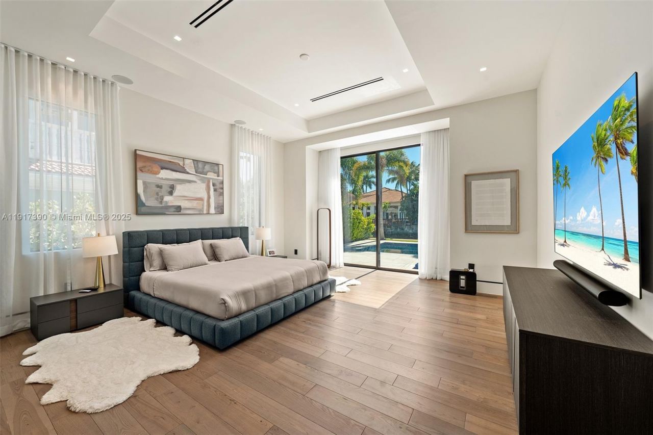 900 Washington St, Hollywood, FL 33019 Photo