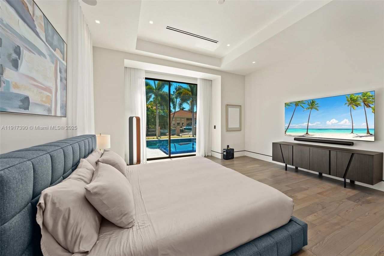 900 Washington St, Hollywood, FL 33019 Photo