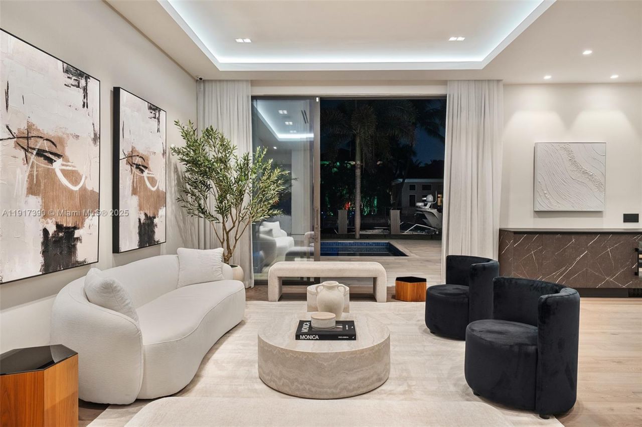 900 Washington St, Hollywood, FL 33019 Photo