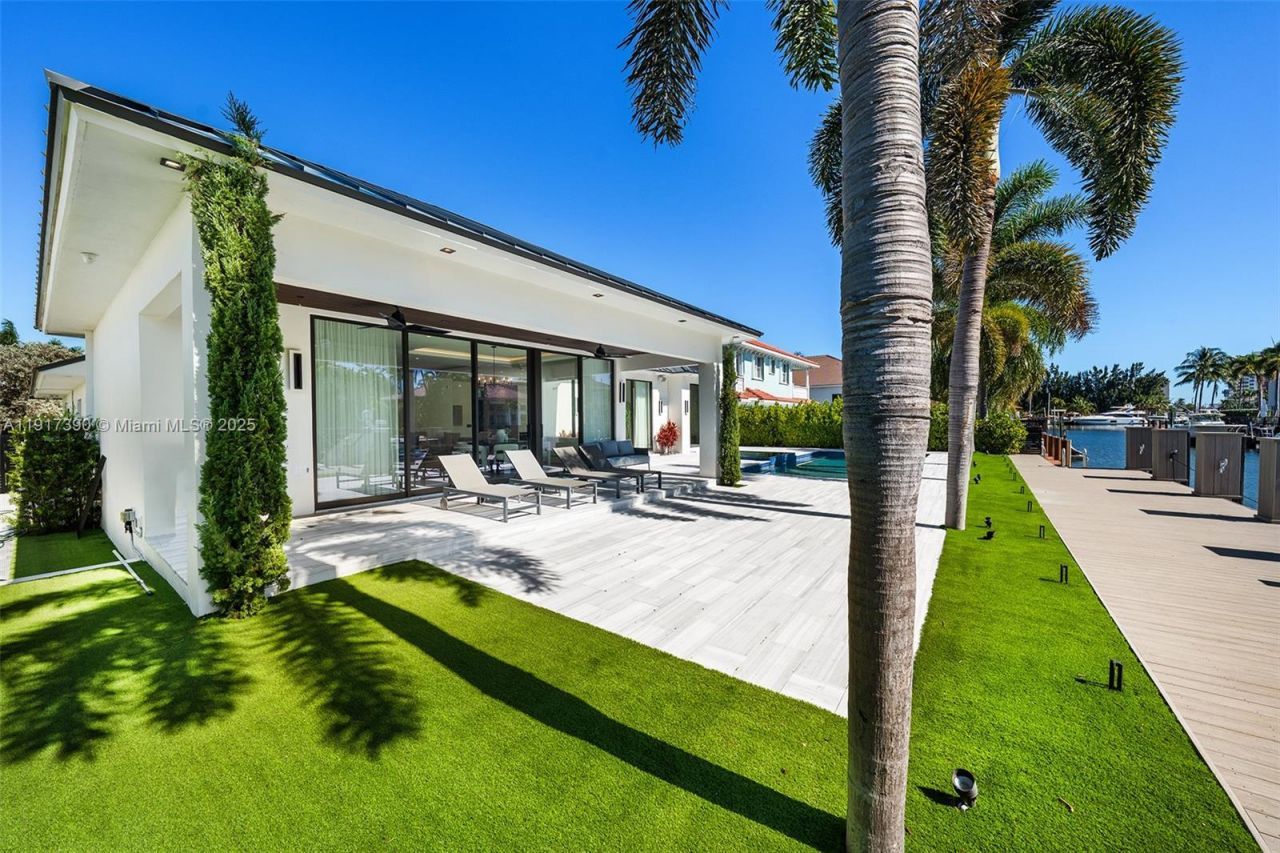 900 Washington St, Hollywood, FL 33019 Photo