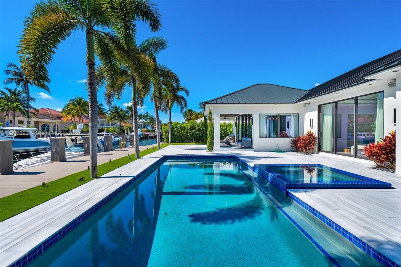 900 Washington St, Hollywood, FL 33019 Photo