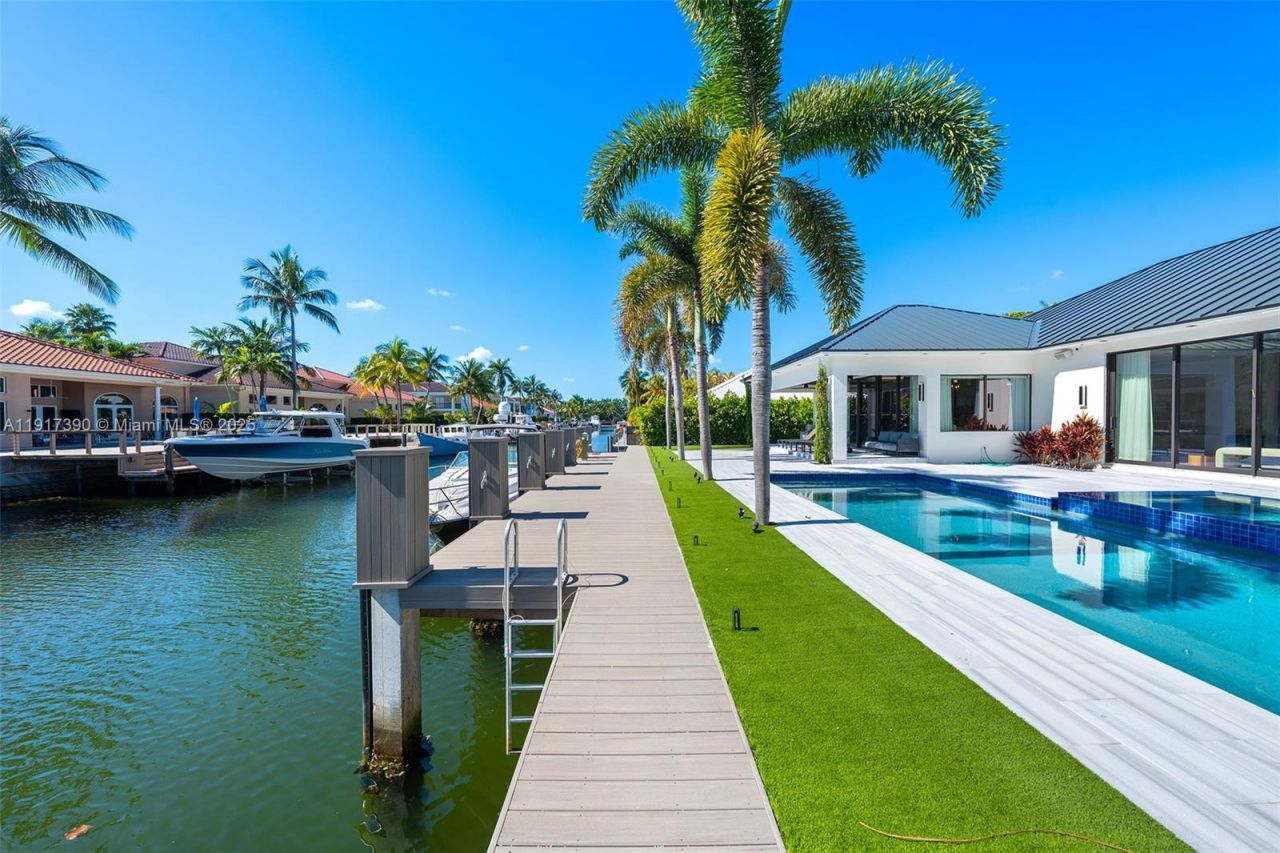 900 Washington St, Hollywood, FL 33019 Photo