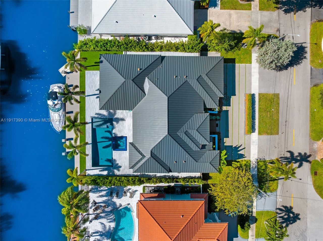 900 Washington St, Hollywood, FL 33019 Photo