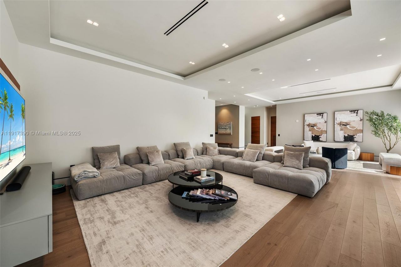 900 Washington St, Hollywood, FL 33019 Photo