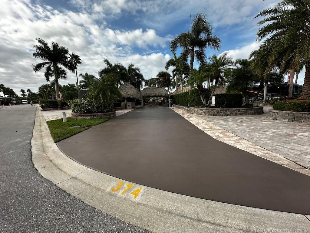 374 NW Foursome Lane, Port Saint Lucie, FL 34986 Photo
