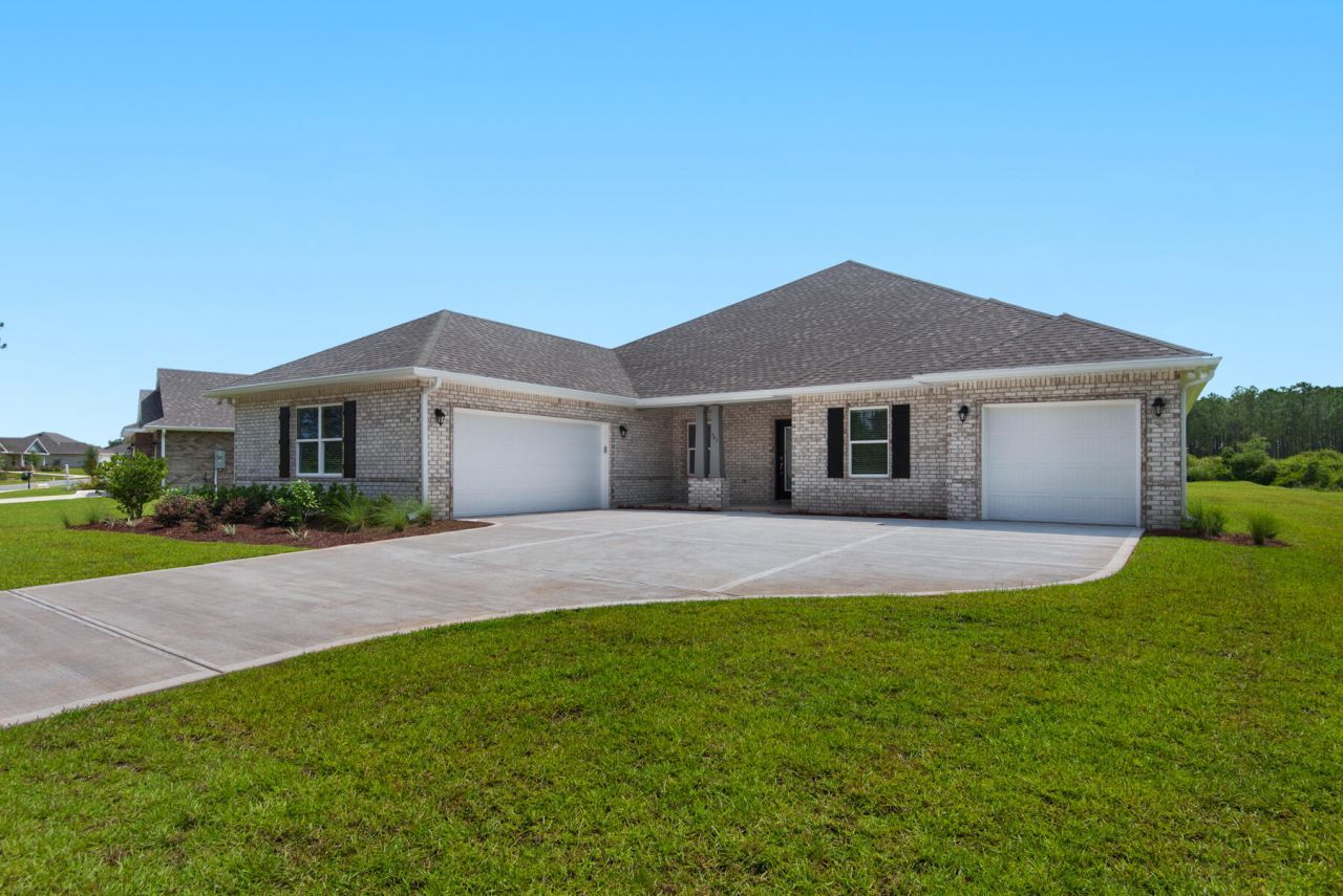 943 Coastal Breeze Drive, Freeport, FL 32439 Main Photo