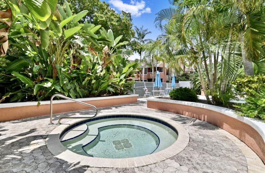 1215 Crystal Way, Unit L, Delray Beach, FL 33444 Photo