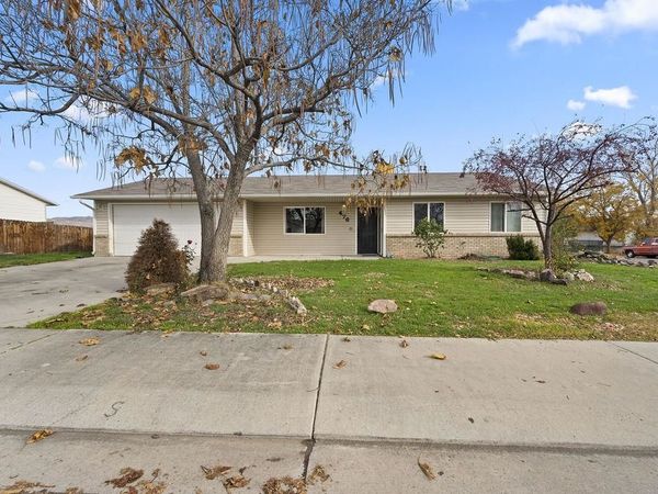 476 Forelle Street, Clifton, CO 81520