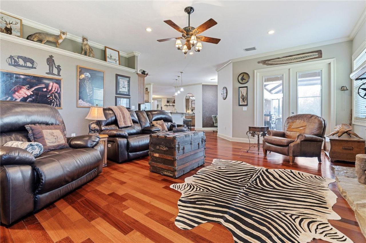 2209 Lost River Trail, Ruskin, FL 33570 Photo