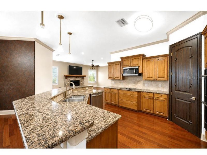 2209 Lost River Trail, Ruskin, FL 33570 Photo