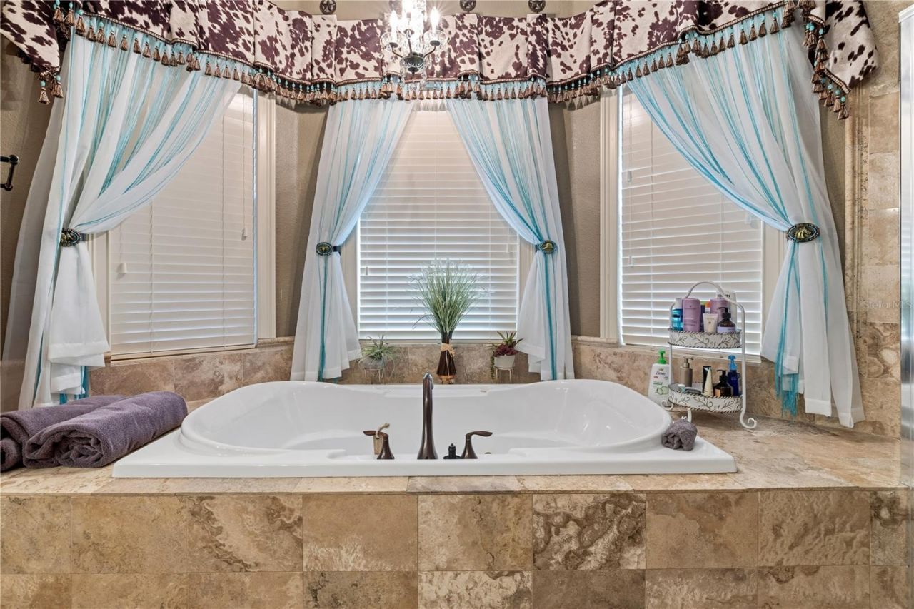 2209 Lost River Trail, Ruskin, FL 33570 Photo