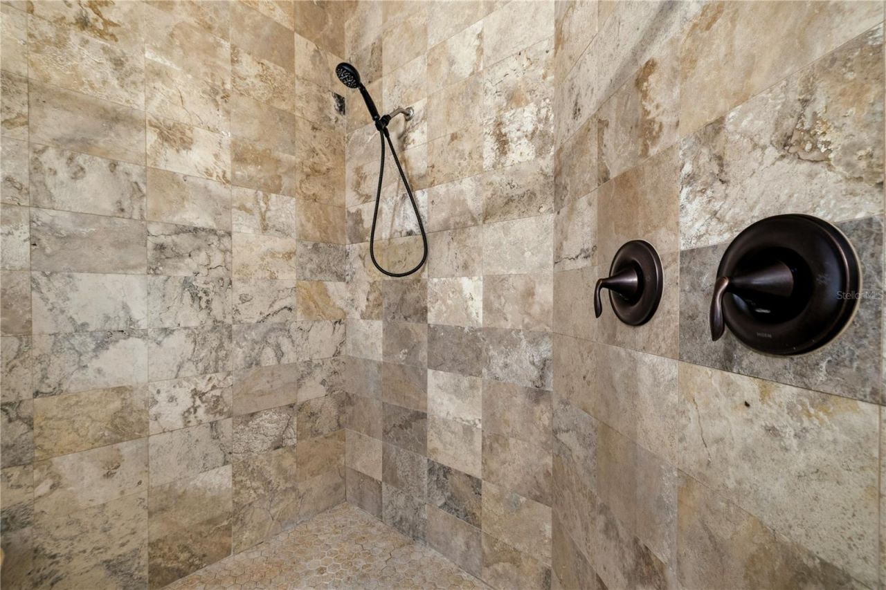 2209 Lost River Trail, Ruskin, FL 33570 Photo