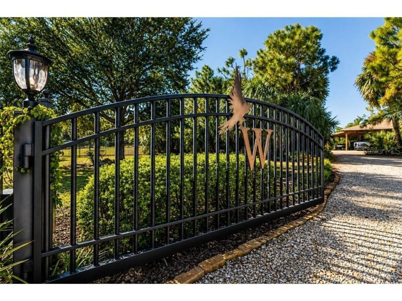 2209 Lost River Trail, Ruskin, FL 33570 Photo