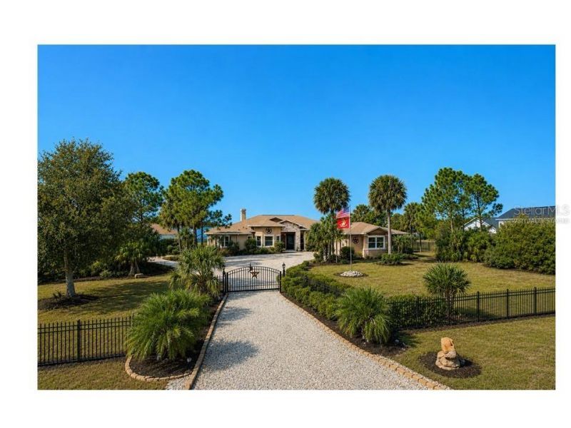 2209 Lost River Trail, Ruskin, FL 33570 Photo